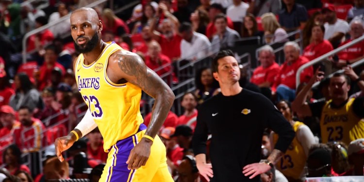 Lakers vs. Rockets Game 4 Preview
Lakers Aim for Series Sweep Lakers vs. Rockets Game 4 Preview
Lakers Aim for Series Sweep