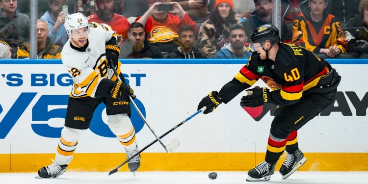 Canucks Lose 3-2 to Bruins in Overtime Canucks Lose 3-2 to Bruins in Overtime