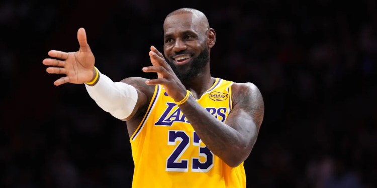 LeBron James: Comparison of Cleveland and Los Angeles LeBron James: Comparison of Cleveland and Los Angeles