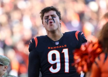 Bengals, Trey Hendrickson reportedly resume contract negotiations after edge rusher skipped minicamp Bengals, Trey Hendrickson reportedly resume contract negotiations after edge rusher skipped minicamp