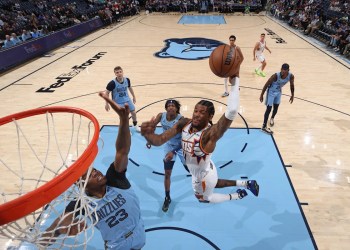 Suns defeat Grizzlies 131-105 in Memphis Suns defeat Grizzlies 131-105 in Memphis