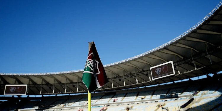Flamengo and Fluminense Announce Line-ups for Second Place Derby Flamengo and Fluminense Announce Line-ups for Second Place Derby
