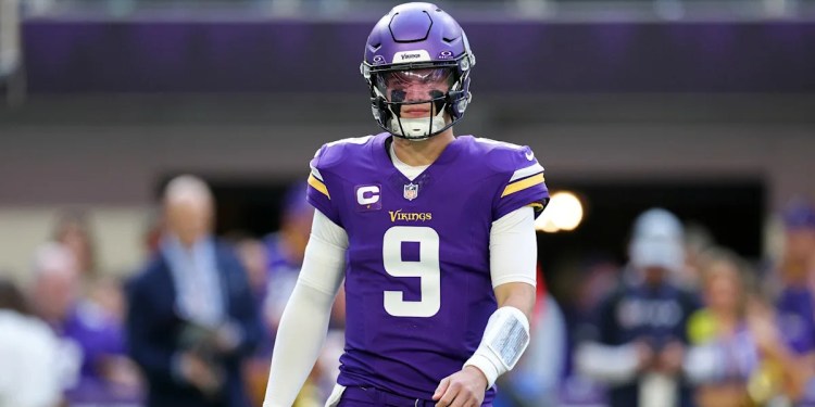 Kevin O’Connell Balances J.J. McCarthy’s Needs with Team Goals Kevin O’Connell Balances J.J. McCarthy’s Needs with Team Goals