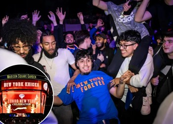 Knicks Fans Can Throw Eggs at Comedian in Hawks Outfit Knicks Fans Can Throw Eggs at Comedian in Hawks Outfit