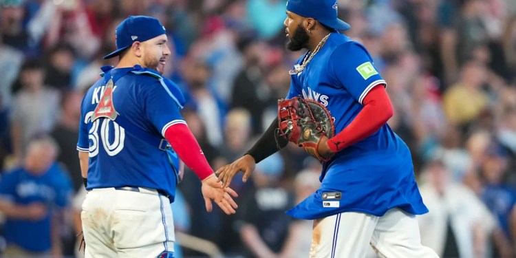 Blue Jays tie Yankees atop AL East despite blowing 8-0 lead Blue Jays tie Yankees atop AL East despite blowing 8-0 lead