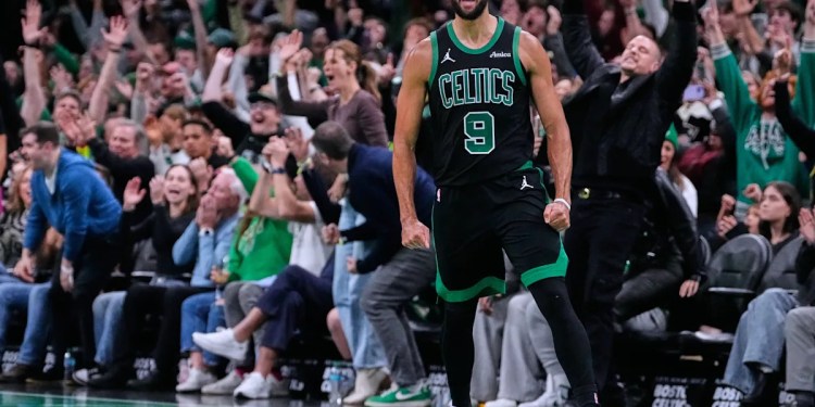 NBA Cup 2025: Celtics End Pistons’ 13-Game Win Streak
Magic Prepare for Deciding Game Against Detroit NBA Cup 2025: Celtics End Pistons’ 13-Game Win Streak
Magic Prepare for Deciding Game Against Detroit