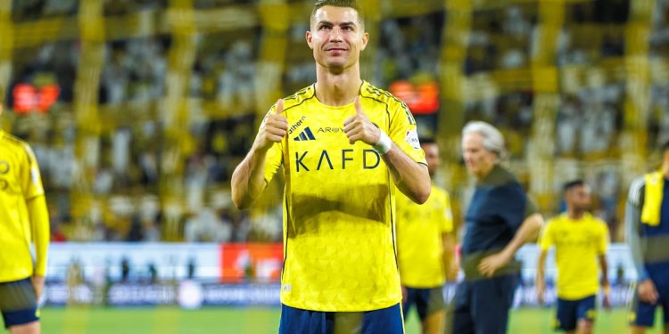 CR7 Scores Two Goals After Injury Return
Career Total Reaches 967 Goals CR7 Scores Two Goals After Injury Return
Career Total Reaches 967 Goals