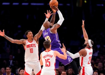 Lakers seek to improve offensive performance Lakers seek to improve offensive performance