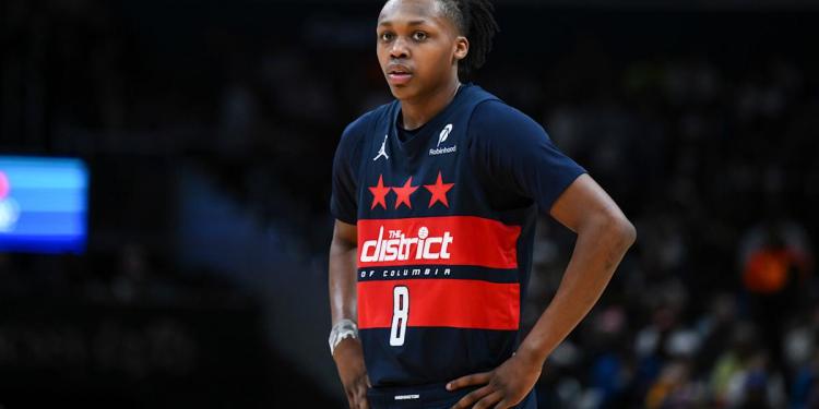 Wizards rookie Bub Carrington taken off court in wheelchair after scary head injury in loss to Knicks Wizards rookie Bub Carrington taken off court in wheelchair after scary head injury in loss to Knicks