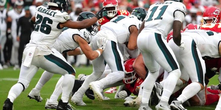 NFL says Eagles should've been flagged for fourth-quarter tush-push conversion in win over Chiefs: Report NFL says Eagles should've been flagged for fourth-quarter tush-push conversion in win over Chiefs: Report