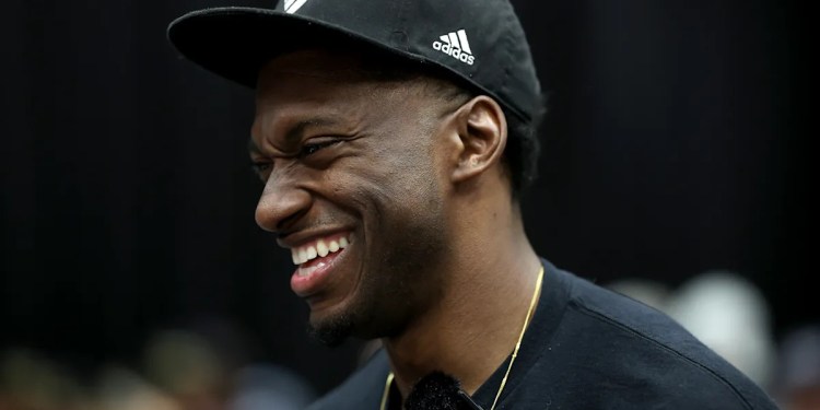 Robert Griffin III Invited to USA Flag Football Training Camps Robert Griffin III Invited to USA Flag Football Training Camps