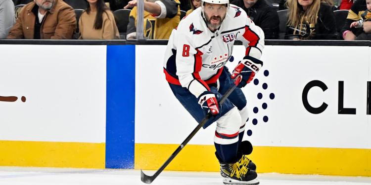 Alex Ovechkin back with Capitals after missing 16 games, resumes pursuit of Wayne Gretzky's NHL goals record Alex Ovechkin back with Capitals after missing 16 games, resumes pursuit of Wayne Gretzky's NHL goals record