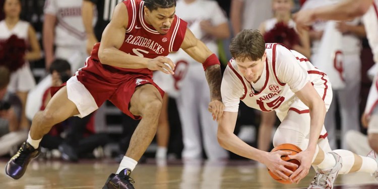 Darius Acuff Jr. scores 21 points, 9 assists in Arkansas win Darius Acuff Jr. scores 21 points, 9 assists in Arkansas win