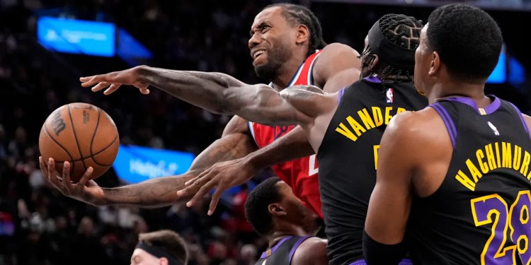 Kawhi Leonard increases 3-point shooting for Clippers Kawhi Leonard increases 3-point shooting for Clippers