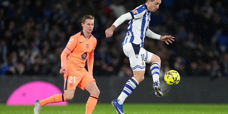 Frenkie de Jong criticizes referee after Real Sociedad loss Frenkie de Jong criticizes referee after Real Sociedad loss
