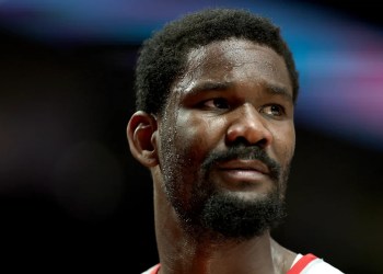 Deandre Ayton reportedly finalizing buyout with Trail Blazers, will become a free agent Deandre Ayton reportedly finalizing buyout with Trail Blazers, will become a free agent