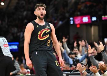 Cavaliers become second NBA team to start 10-0 in 20 years with dominant 136–117 win over Warriors Cavaliers become second NBA team to start 10-0 in 20 years with dominant 136–117 win over Warriors