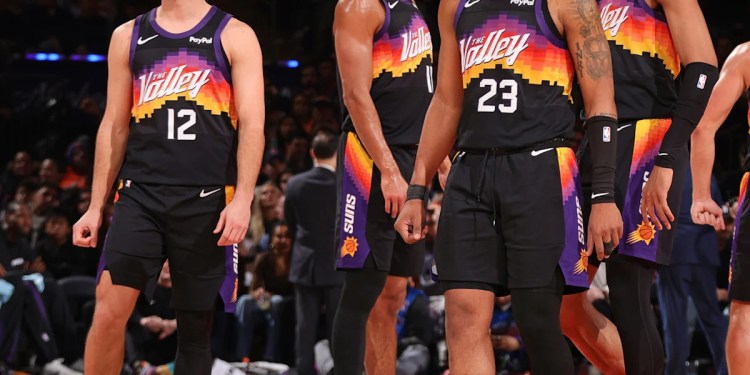 Three Phoenix Suns Players Surpassing Expectations Three Phoenix Suns Players Surpassing Expectations