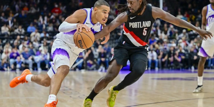 Celtics sign player, reuniting him with former teammate Celtics sign player, reuniting him with former teammate