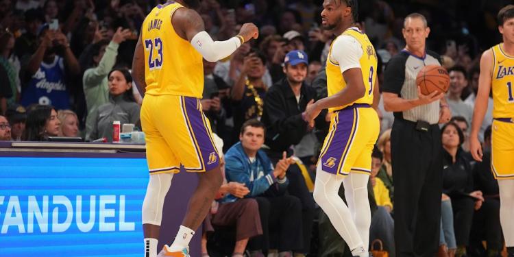 LeBron and Bronny James return home, both take the court in Lakers game in Cleveland LeBron and Bronny James return home, both take the court in Lakers game in Cleveland