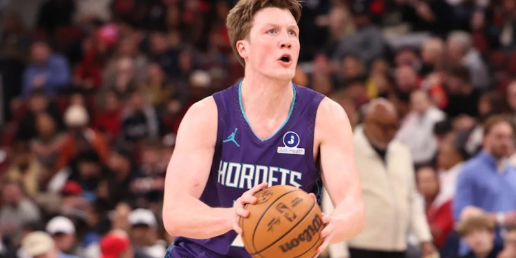 Knueppel Sets NBA Record for Three-Pointers by Rookie Knueppel Sets NBA Record for Three-Pointers by Rookie