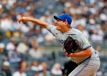 Max Scherzer re-signs with Blue Jays for 19th MLB season Max Scherzer re-signs with Blue Jays for 19th MLB season