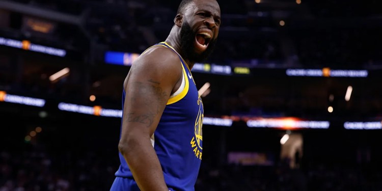 Draymond Green Ejected for Arguing Call Draymond Green Ejected for Arguing Call
