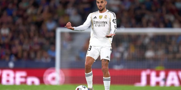 Real Madrid midfielder seeks Xabi Alonso’s trust amid transfer rumors Real Madrid midfielder seeks Xabi Alonso’s trust amid transfer rumors