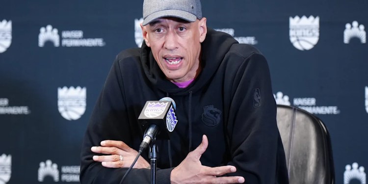 Kings to Retain Coach Doug Christie for Second Season Kings to Retain Coach Doug Christie for Second Season