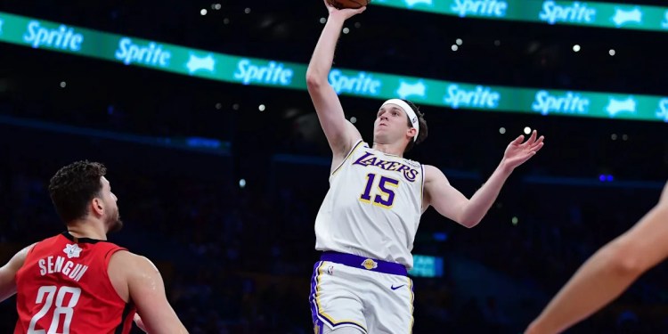 Austin Reaves diagnosed with Grade 2 calf strain
Re-evaluation set for four weeks Austin Reaves diagnosed with Grade 2 calf strain
Re-evaluation set for four weeks