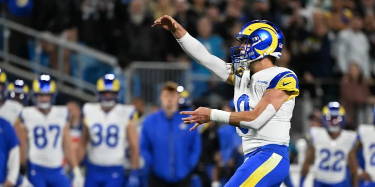 Matthew Stafford Discusses Finger Injury Matthew Stafford Discusses Finger Injury