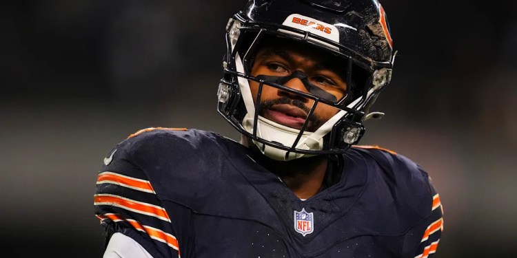 Fantasy Football: 2 running backs who should score more (and 1 who'll score less) in 2025 Fantasy Football: 2 running backs who should score more (and 1 who'll score less) in 2025