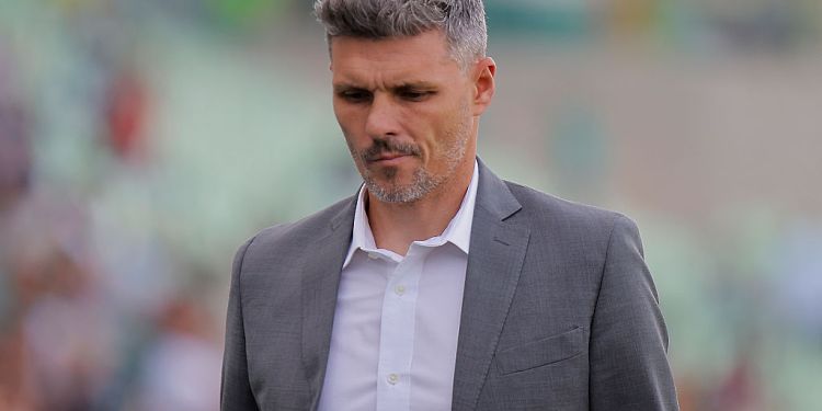 Colo Colo loses to Palestino, drops to second place Colo Colo loses to Palestino, drops to second place