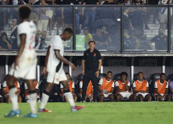 Vasco Eliminated from Cariocão by Volta Redonda Vasco Eliminated from Cariocão by Volta Redonda