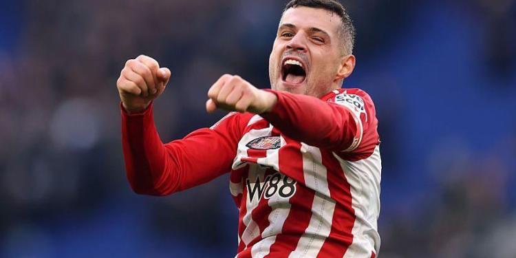 Arsenal Faces Challenges; Sunderland Experiences Success Arsenal Faces Challenges; Sunderland Experiences Success