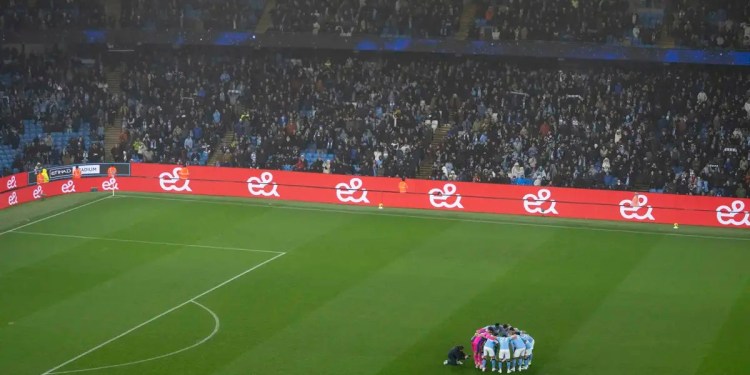 Manchester City and United raise concerns over Premier League proposal Manchester City and United raise concerns over Premier League proposal