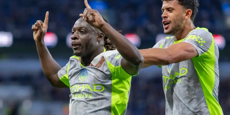 Everton vs. Manchester City Match Report and Player Ratings
Final Score: 3-3 Everton vs. Manchester City Match Report and Player Ratings
Final Score: 3-3