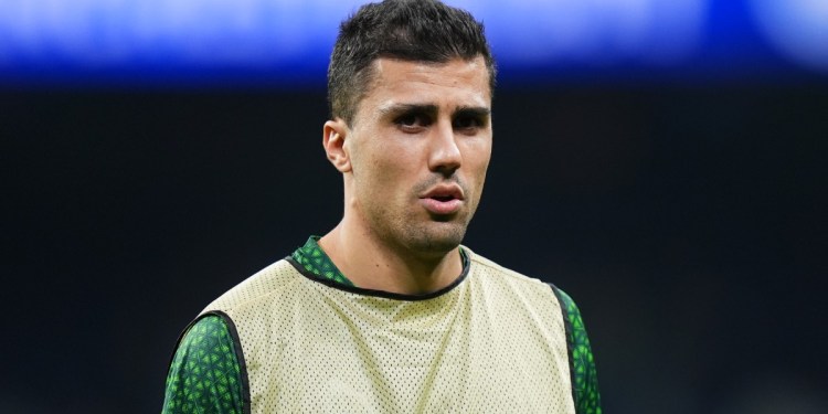 Manchester City’s Summer Transfer Plans Face Setback Manchester City’s Summer Transfer Plans Face Setback