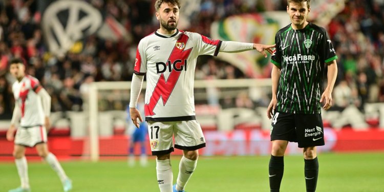 Rayo Vallecano secures win over 10-man Elche Rayo Vallecano secures win over 10-man Elche