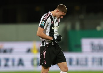 Vlahovic Injury May Benefit Juventus in Contract Talks Vlahovic Injury May Benefit Juventus in Contract Talks