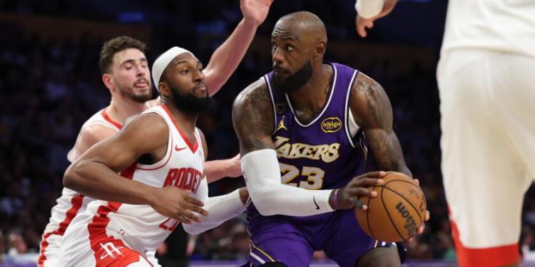 Lakers Seek Strong LeBron Performance After Game 5 Loss Lakers Seek Strong LeBron Performance After Game 5 Loss