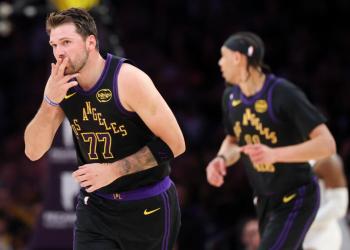 Luka Doncic scores 42 points and leads Lakers to 13th win Luka Doncic scores 42 points and leads Lakers to 13th win