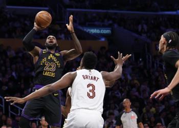 Lakers Prepare for Playoff Matchup Against Oklahoma City Lakers Prepare for Playoff Matchup Against Oklahoma City