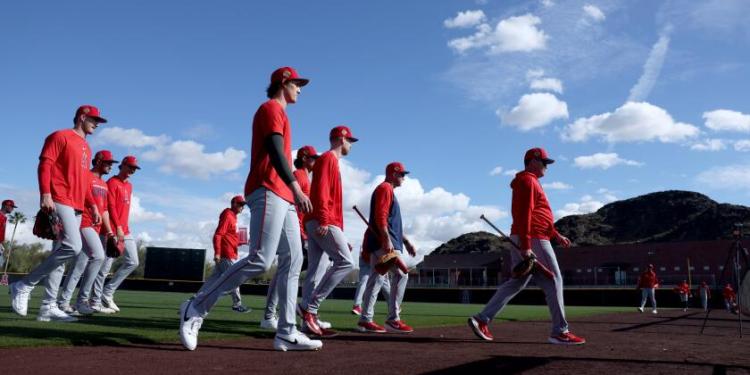 Mike Trout and Angels Start Spring Training Workouts in Arizona Mike Trout and Angels Start Spring Training Workouts in Arizona