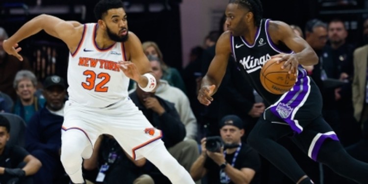 Knicks miss 33 three-pointers in 112-101 loss to Kings Knicks miss 33 three-pointers in 112-101 loss to Kings