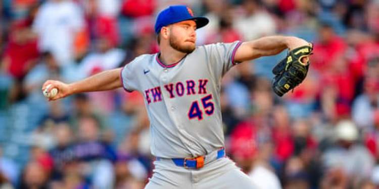 Christian Scott Leads Mets to Win Over Angels Christian Scott Leads Mets to Win Over Angels