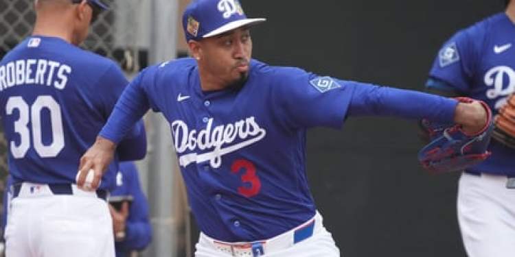 Edwin Diaz Addresses Steve Cohen’s Comments on Dodgers Signing Edwin Diaz Addresses Steve Cohen’s Comments on Dodgers Signing