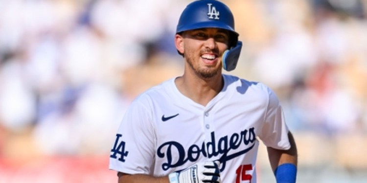 Mets sign catcher Austin Barnes to minor league contract Mets sign catcher Austin Barnes to minor league contract