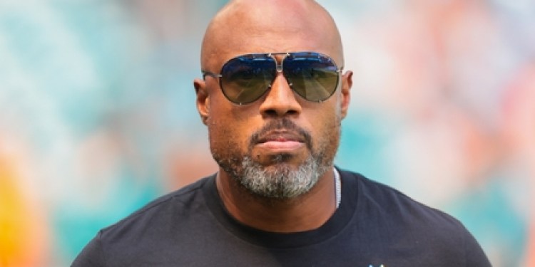 John Harbaugh’s Giants Coaching Staff: Anthony Weaver a Candidate for Defensive Coordinator John Harbaugh’s Giants Coaching Staff: Anthony Weaver a Candidate for Defensive Coordinator