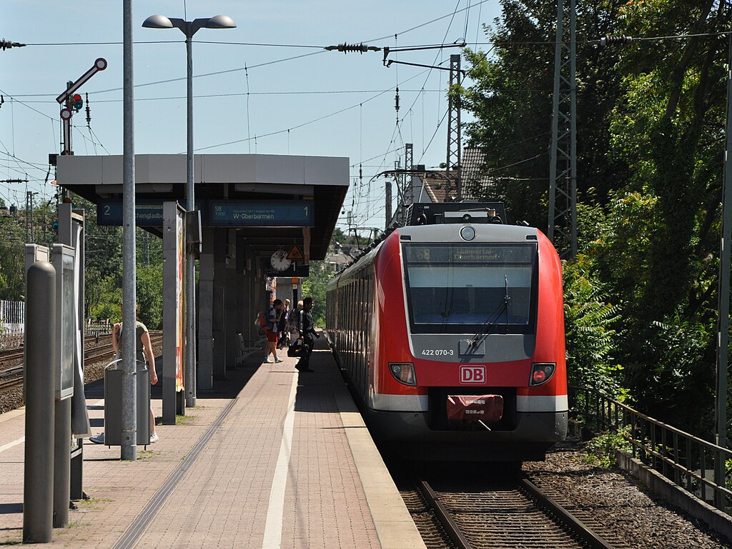 Bahnhof Düsseldorf Völklinger Str. Bahnhof Düsseldorf Völklinger Str.